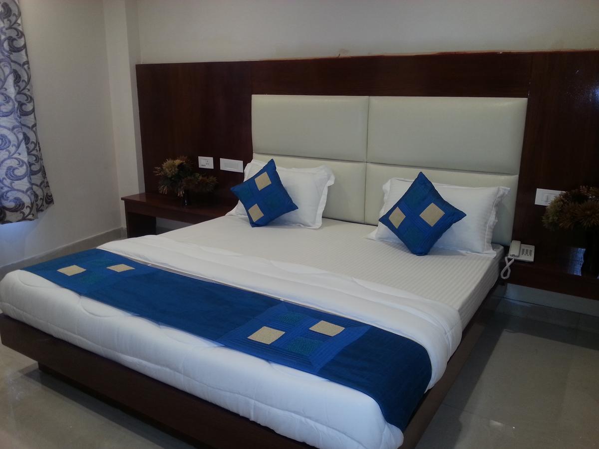Hotel Sapphire New Delhi
