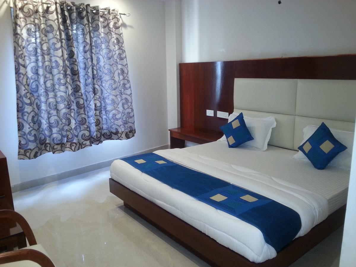 Sapphire Hotel New Delhi