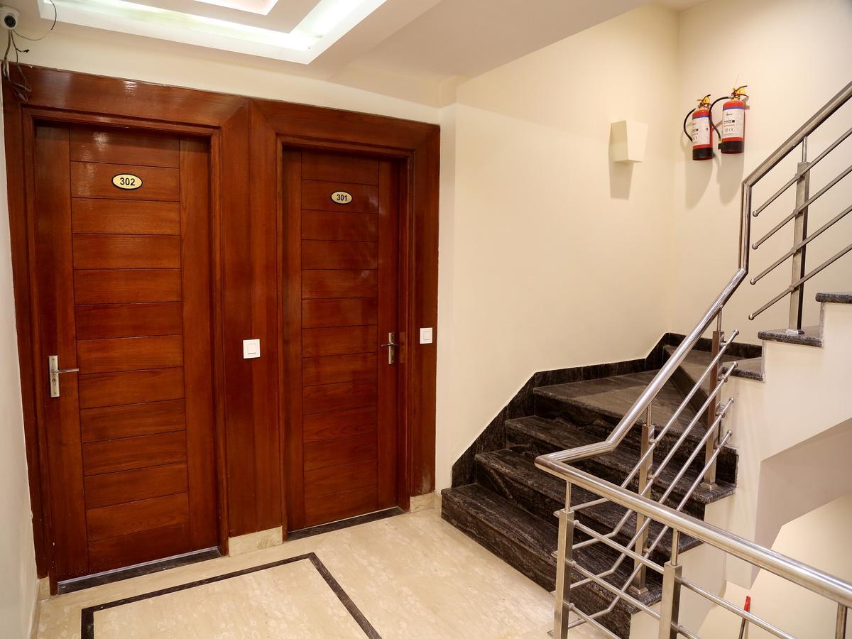 Sapphire Hotel